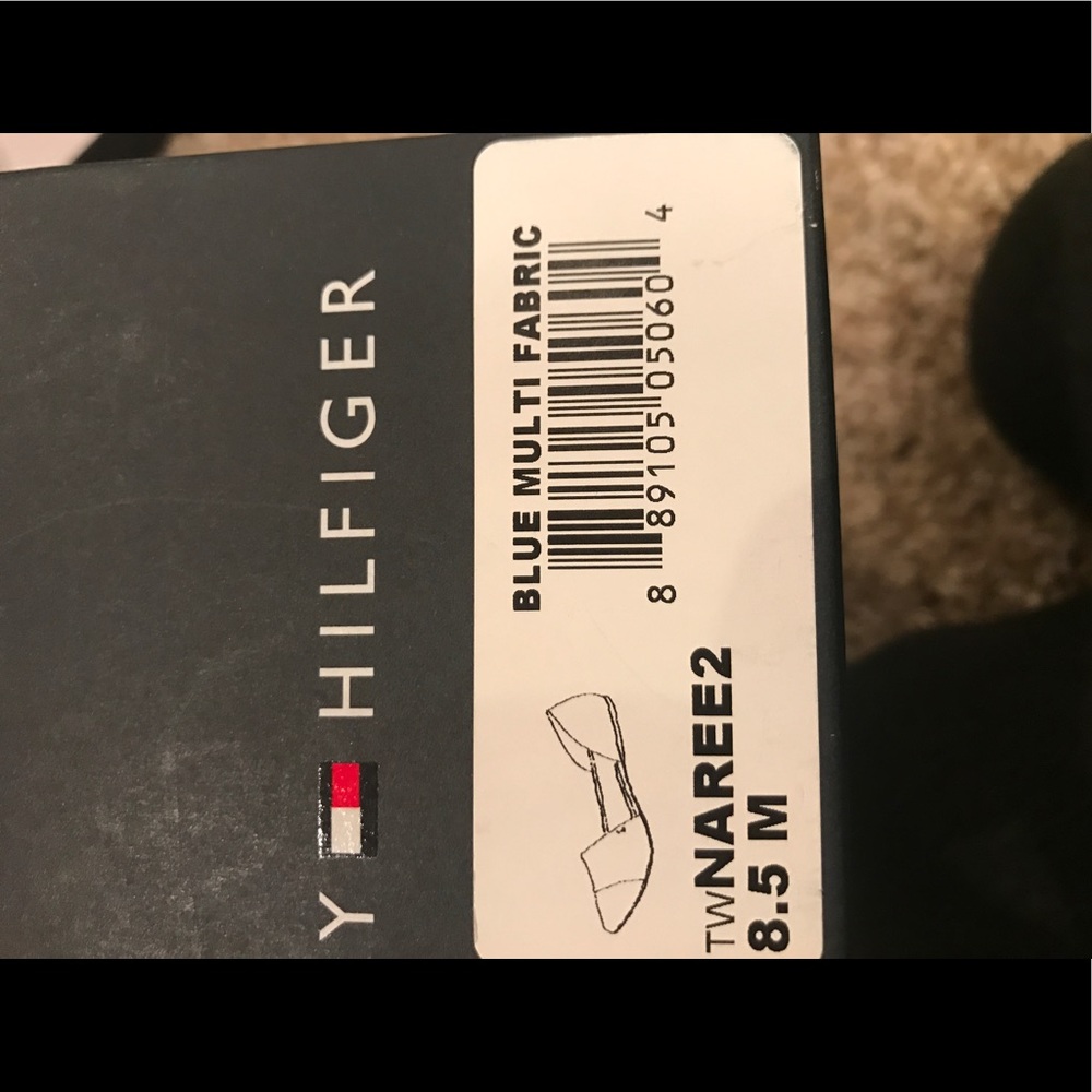 Tommy Hilfiger nautical flats